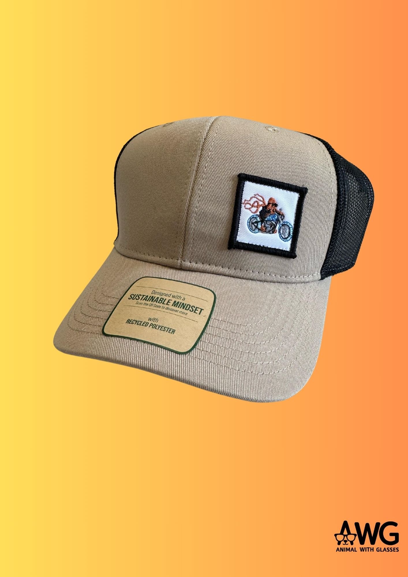 Cappellino Trucker Sabbia 100% Poliestere riciclato | Collezione Animal With Glasses