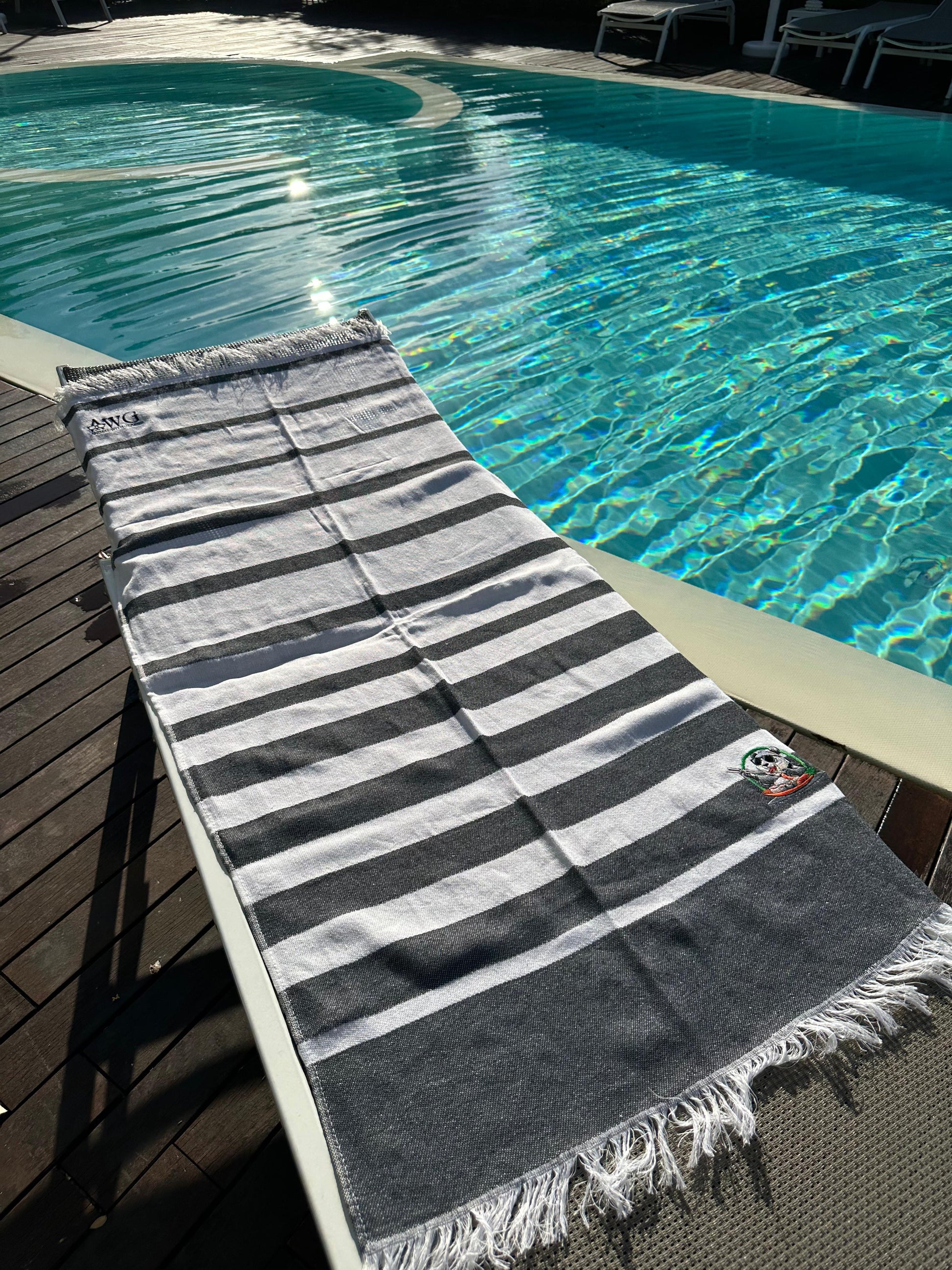 evmlookbook_expertvillagemedia
